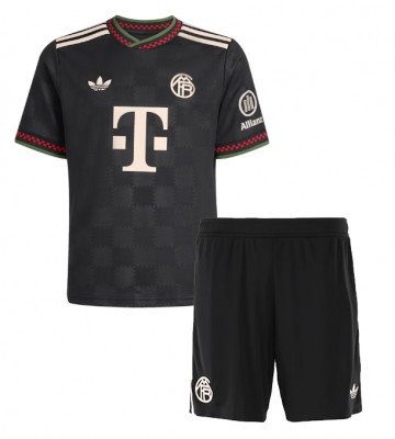 Bayern Munich Sacha Boey #23 Tredjetrøje Børn 2025-26 Kortærmet (+ Korte bukser)